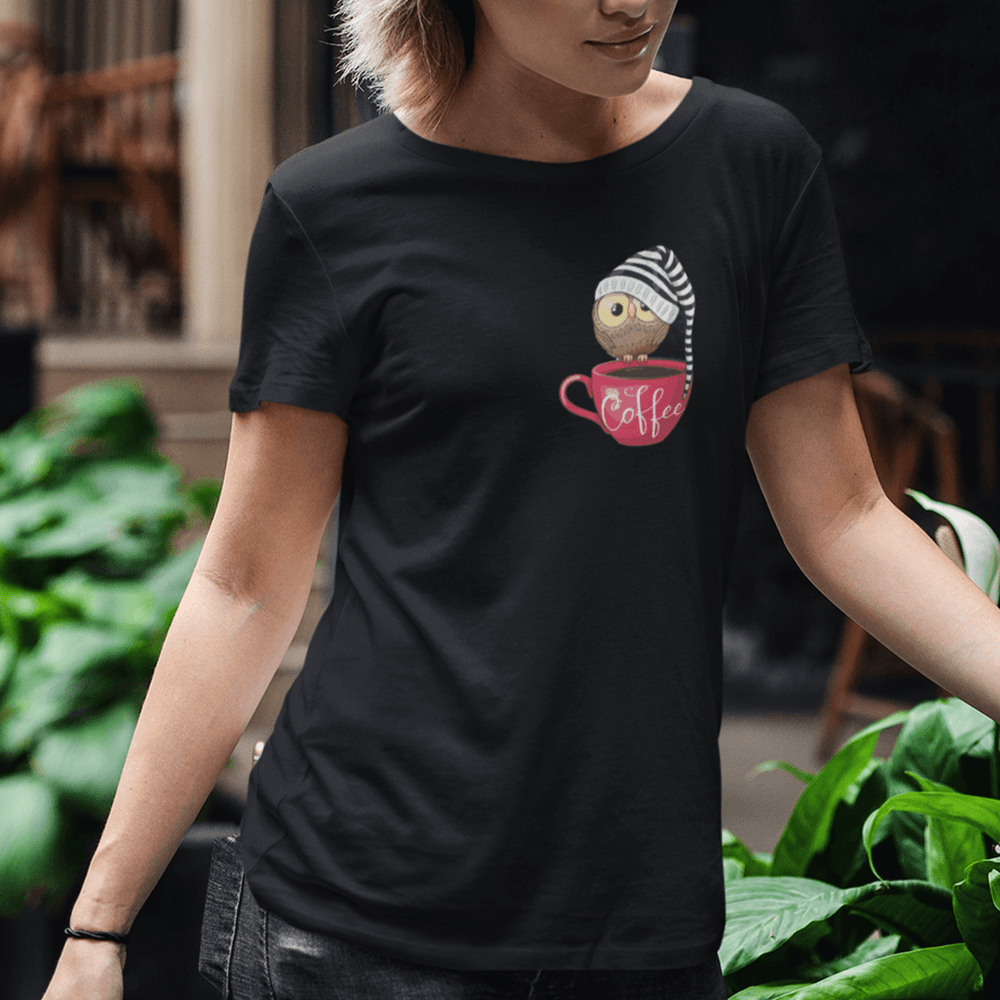 Eule auf Tasse mit Mütze - Damen Premium Bio Shirt - Uwaldu